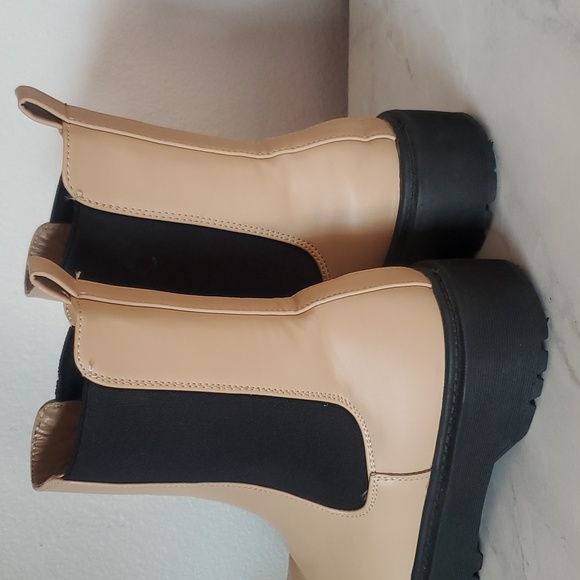 MIA Women’s Lenia Chelsea Platform Boots RUN BIG fit like a 9/9.5 - Picture 6 of 11